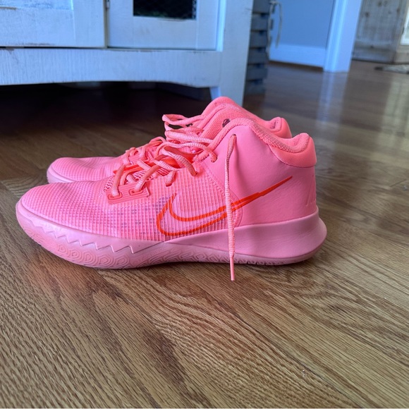 Nike Kyrie Flytrap 4 - Picture 3 of 7